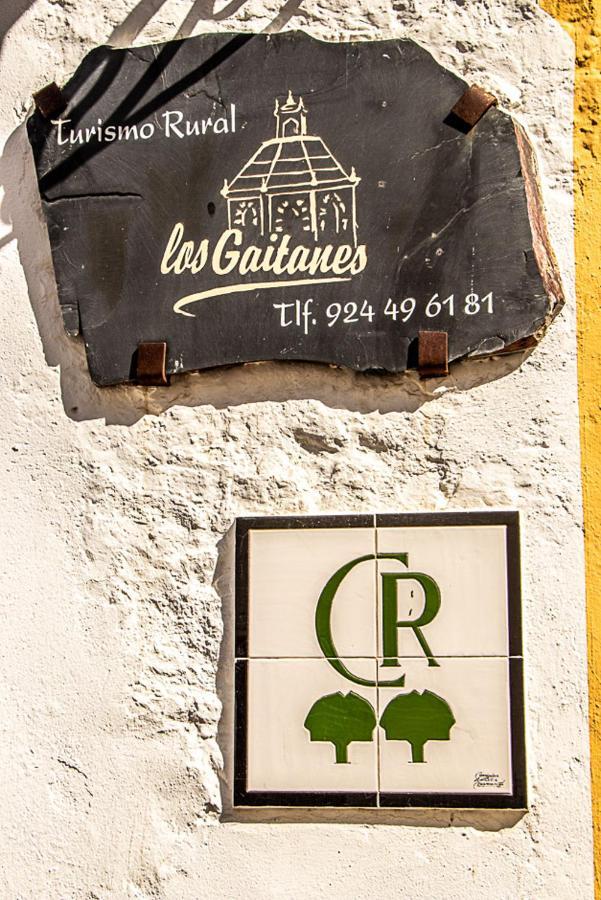 Casa Rural Los Gaitanes Valverde de Leganes Ngoại thất bức ảnh