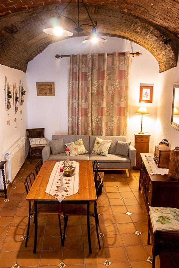 Casa Rural Los Gaitanes Valverde de Leganes Ngoại thất bức ảnh