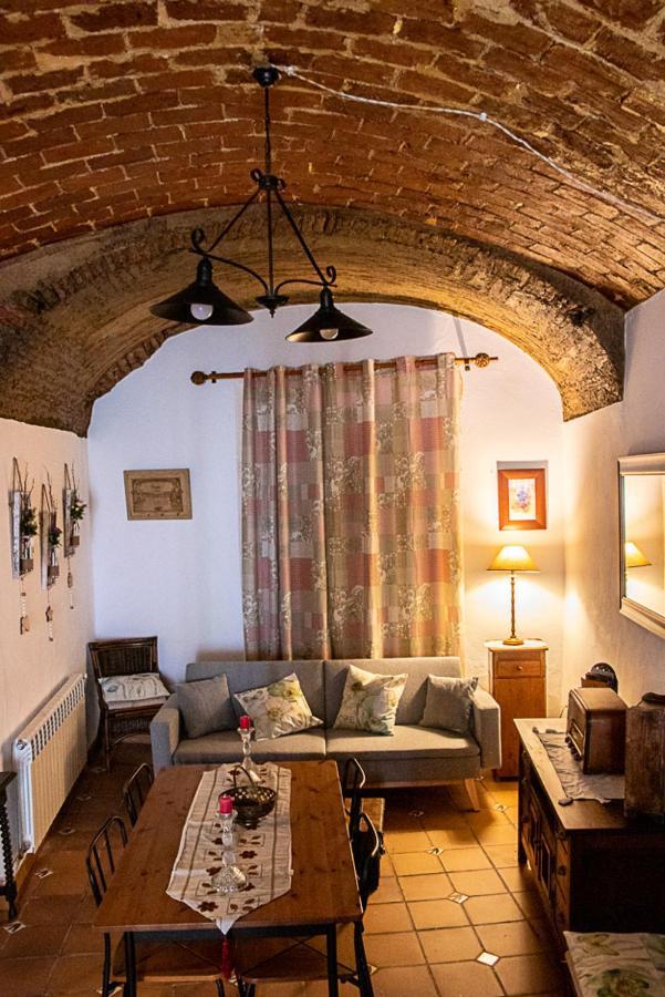 Casa Rural Los Gaitanes Valverde de Leganes Ngoại thất bức ảnh