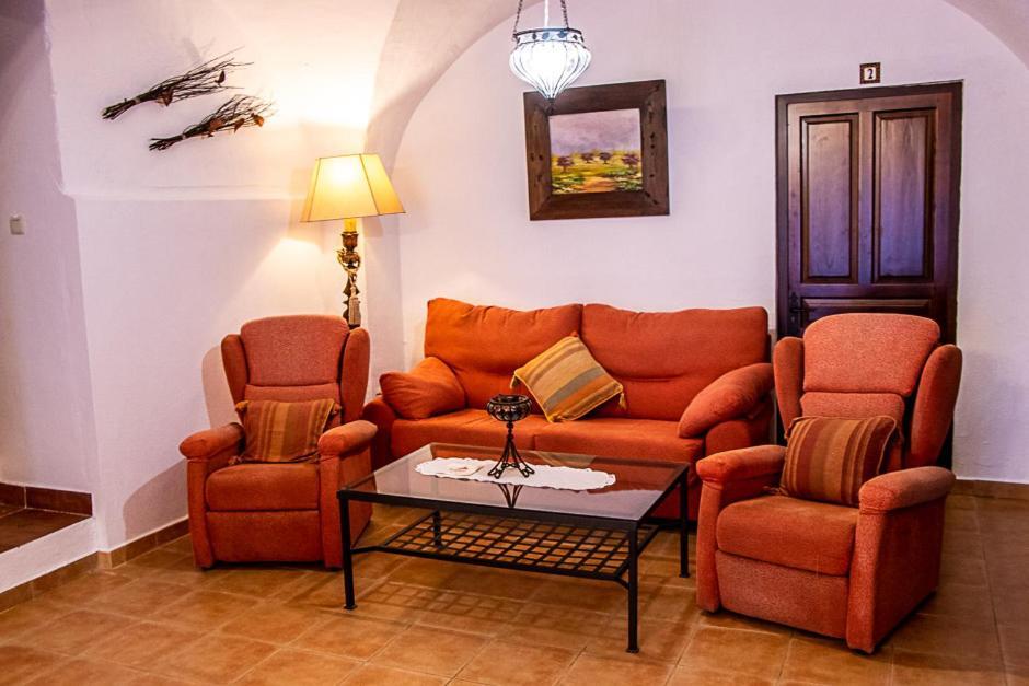 Casa Rural Los Gaitanes Valverde de Leganes Ngoại thất bức ảnh