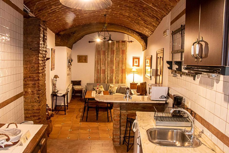 Casa Rural Los Gaitanes Valverde de Leganes Ngoại thất bức ảnh