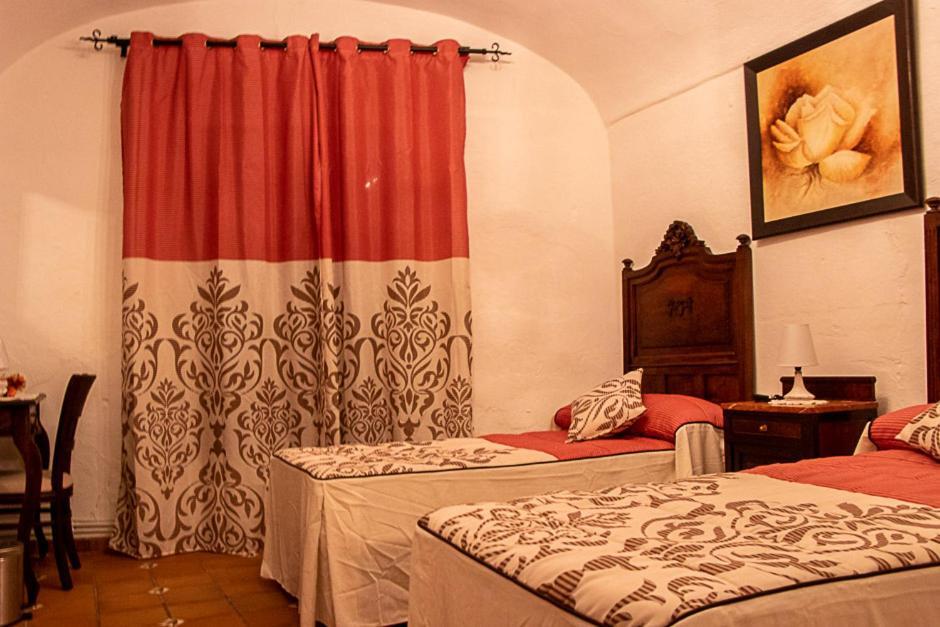 Casa Rural Los Gaitanes Valverde de Leganes Ngoại thất bức ảnh